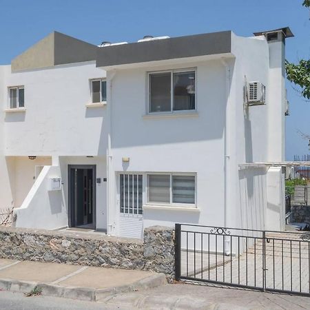 Villa Blue Kyrenia  Extérieur photo
