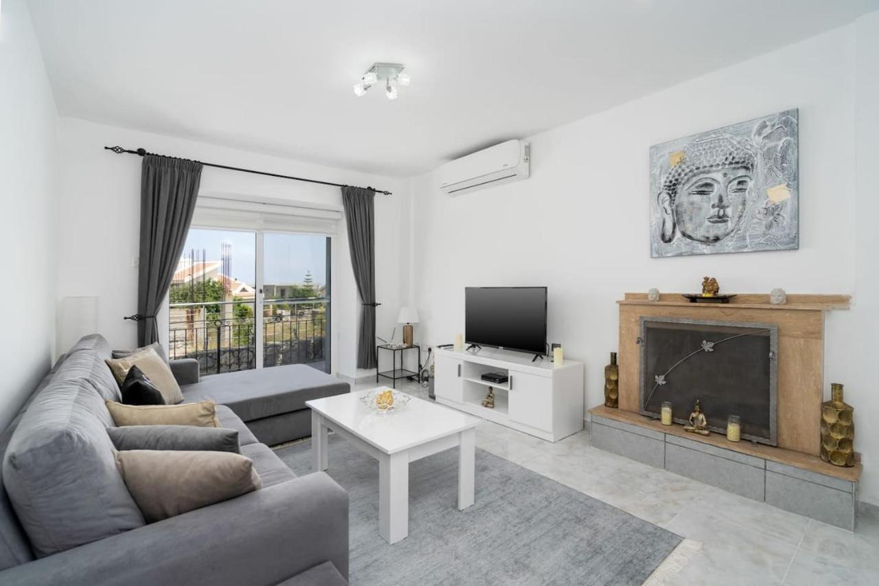 Villa Blue Kyrenia  Extérieur photo